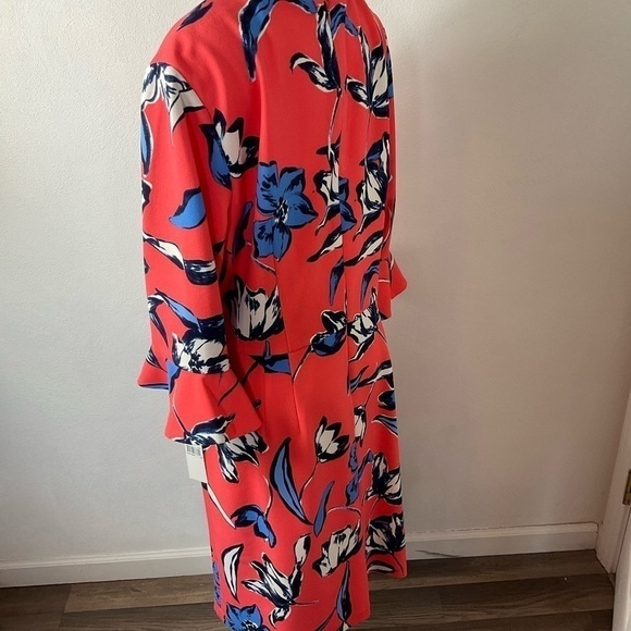 DM Collection Bruna Scuba Crepe Knit Coral Blue Floral Dress Sz 16 - Picture 2 of 6
